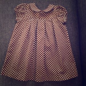 Beautiful button back dress with pleats. 12 mos.